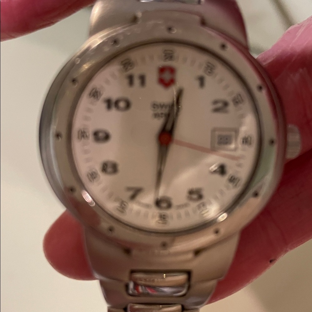 Silver Swiss Army Women's Watch - Picture 8 of 9
